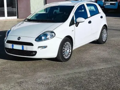 Usata Fiat Punto 95 CV (69 kW) 2017 Bianco Utilitaria