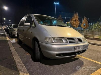 Occasion VW Sharan Trendline 110 PK (80 kW) 1998 Grijs MPV
