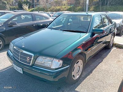 Usata Mercedes C180 122 CV (89 kW) 1995 Verde Berlina