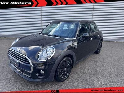 Usata Mini Cooper D Hype 116 CV (85 kW) 2017 Nero Utilitaria