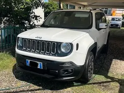 Usata Jeep Renegade Limited 140 CV (102 kW) 2015 Bianco SUV