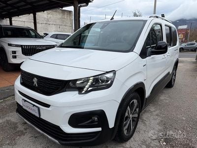 Usata Peugeot Rifter GT-line 130 CV (95 kW) 2019 Bianco Monovolume