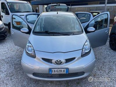 usata Toyota Aygo 5 PORTE KM ORIGINALI