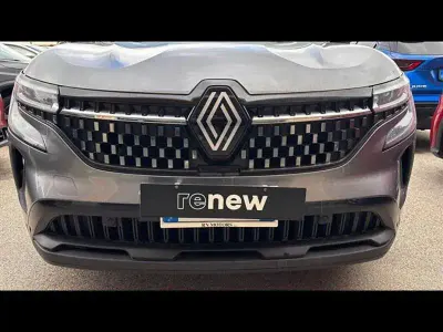 Usata Renault Austral Equilibre 130 CV (95 kW) 2023 Grigio scuro SUV