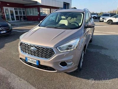 Usata Ford Kuga Vignale 179 CV (131 kW) 2017 Bronzo SUV