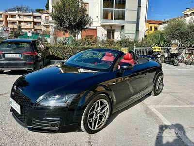 Nero Usata 2009 Audi TT Roadster Cabrio | 10.900 € (Molto cara)