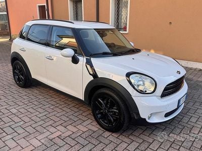 Usata Mini One D Countryman Business 90 CV (66 kW) 2015 Bianco SUV