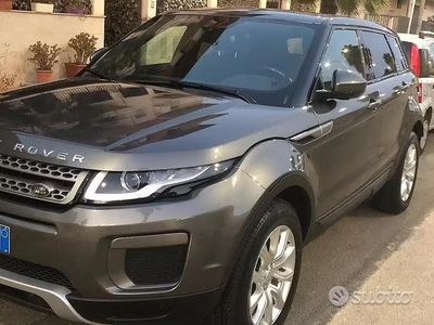 Usata Land Rover Range Rover evoque 180 CV (132 kW) 2016 Grigio SUV