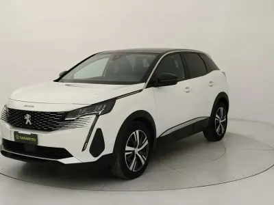 Usata Peugeot 3008 Allure 131 CV (96 kW) 2022 Bianco SUV