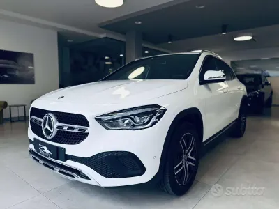 Käytetty Mercedes GLA180 AMG 117 HP (86 kW) 2023 Valkoinen Katumaasturi