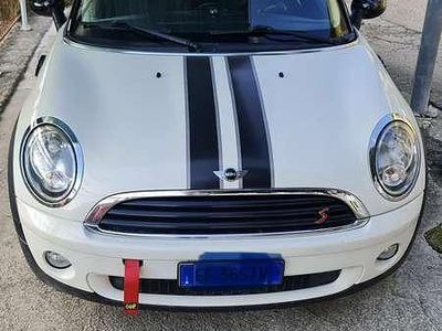 Begagnad Mini ONE 75 HK (55 kW) 2010 Halvkombi