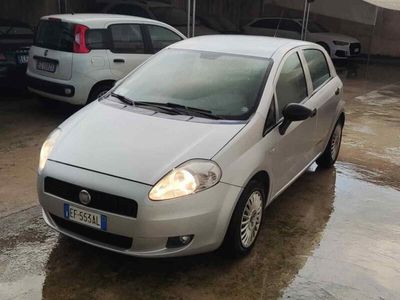 usata Fiat Grande Punto 1.3 MJT 75 CV 5 porte Ok NEOPATE