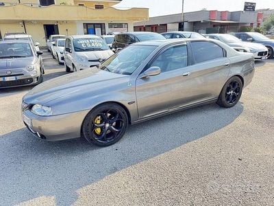 Usata Alfa Romeo 166 175 CV (128 kW) 2006 Grigio Berlina