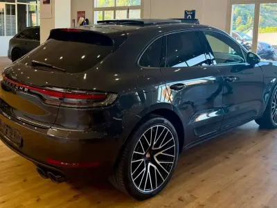Usata Porsche Macan 245 CV (180 kW) 2020 Grigio SUV