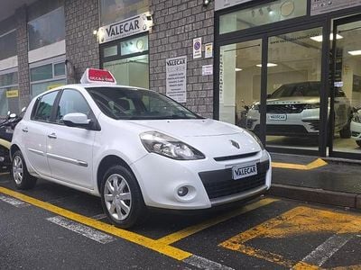 Bianco Usata 2010 Renault Clio II Dynamique Utilitaria | 3990 € (Buon prezzo)