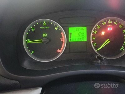 Usata Skoda Fabia Style 80 CV (58 kW) 2007 Grigio Utilitaria