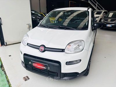Usata Fiat Panda Sport 69 CV (50 kW) 2022 Bianco Utilitaria