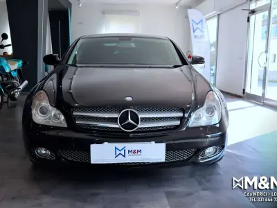 Usata Mercedes CLS320 Chrome 224 CV (164 kW) 2008 Nero Coupé