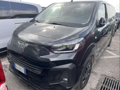 Usata Fiat Ulysse 131 kW (179 CV) 2025 Nero / metallizzato Monovolume