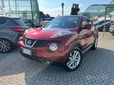 Usata Nissan Juke Tekna 110 CV (80 kW) 2011 Rosso SUV