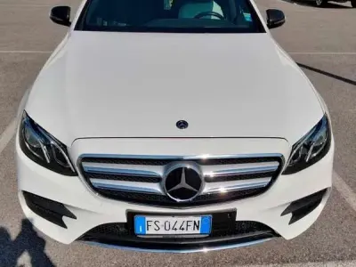 Usata Mercedes E220 AMG line 194 CV (142 kW) 2018 Station wagon