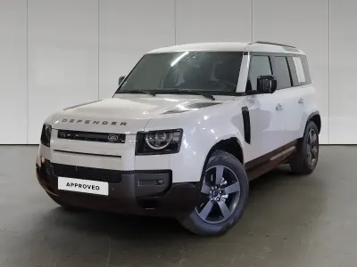 Nuova Land Rover Defender SE Dynamic 200 CV (147 kW) 2026 Borasco grey SUV