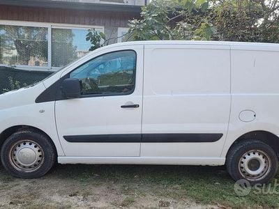 Usata Peugeot Expert 70 CV (51 kW) 2010 Bianco Furgone