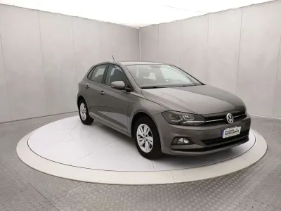 Usata VW Polo Comfortline 95 CV (69 kW) 2018 Grigio Utilitaria