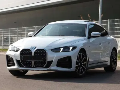 Usata BMW 430 Gran Coupé M Sport 245 CV (180 kW) 2025 Mineral white Coupé