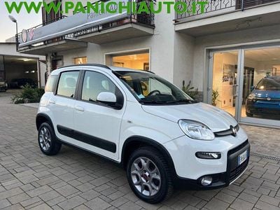 Usata Fiat Panda 4x4 Trekking 75 CV (55 kW) 2013 Bianco Utilitaria