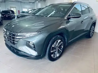 Usata Hyundai Tucson 136 CV (100 kW) 2024 Grigio SUV