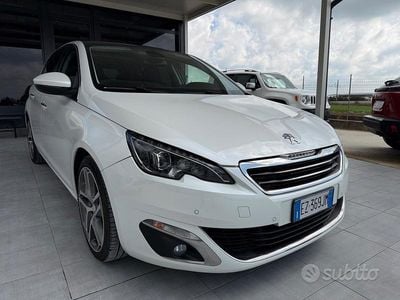 Usata Peugeot 308 GT-line 119 CV (87 kW) 2015 Bianco Berlina