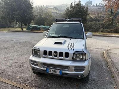 Usata Suzuki Jimny 86 CV (63 kW) 2007 Grigio SUV