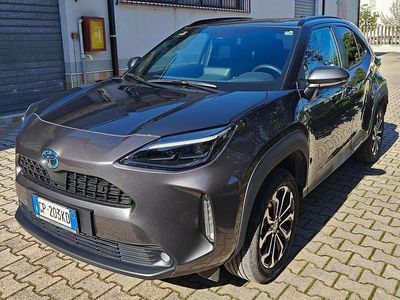 Usata Toyota Yaris Cross Trend 92 CV (67 kW) 2023 Grigio SUV