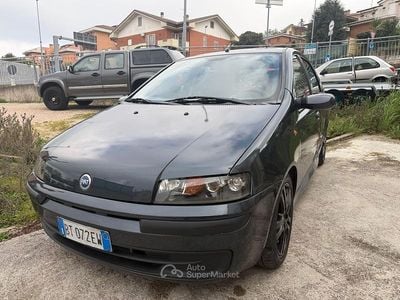Usata Fiat Punto 80 CV (58 kW) 2001 Berlina