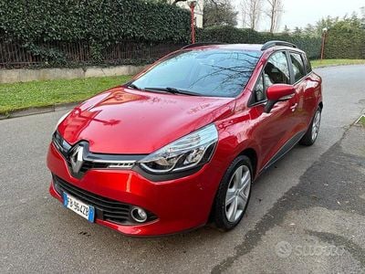 Usata Renault Clio GrandTour Intens 90 CV (66 kW) 2016 Rosso Station wagon