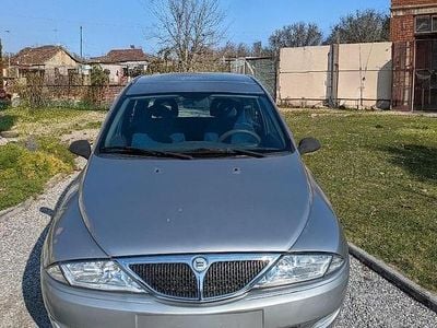 Usata Lancia Ypsilon 2000 Grigio Utilitaria