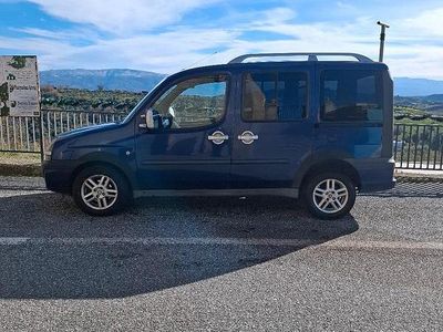 Usata Fiat Doblò 105 CV (77 kW) 2004 Blu Monovolume