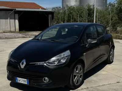 Usata Renault Clio IV 75 CV (55 kW) 2014 Berlina