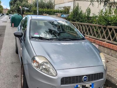 Usata Fiat Grande Punto 75 CV (55 kW) 2006 Grigio Utilitaria