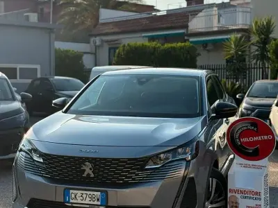 Usata Peugeot 3008 Allure 131 CV (96 kW) 2022 Grigio SUV