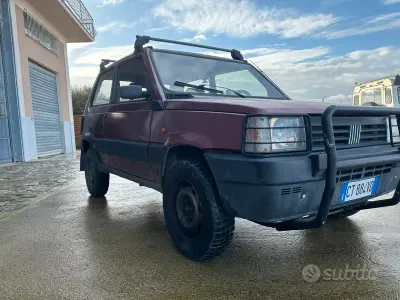 Usata Fiat Panda 45 CV (33 kW) 1991 Rosso Berlina