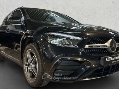 Usado Mercedes GLA200 AMG 150 CV (110 kW) 2024 Negro SUV