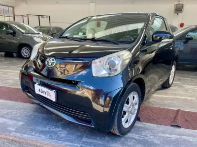 Usata Toyota iQ 68 CV (50 kW) 2009 Nero Utilitaria