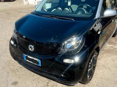 Nero Usata 2015 Smart ForFour Passion Utilitaria | 7500 € (Buon prezzo)