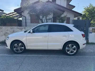 Usata Audi Q3 Sport 120 CV (88 kW) 2016 Bianco SUV