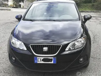 Usata Seat Ibiza 90 CV (66 kW) 2011 Nero Berlina