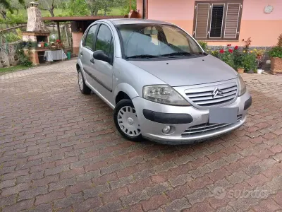 Usata Citroën C3 68 CV (50 kW) 2003 Grigio Berlina