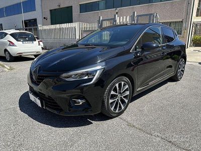 Usata Renault Clio V Intens 101 CV (74 kW) 2020 Nero Berlina
