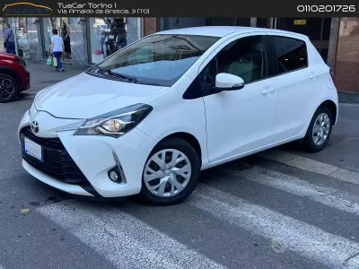 Usata Toyota Yaris Active 72 CV (52 kW) 2020 Bianco Berlina